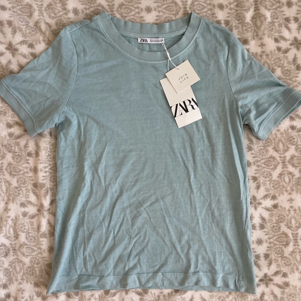 NWT Women’s Zara T-Shirt in Baby Blue